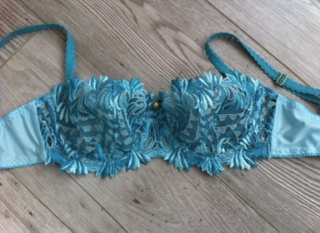 Exclusieve kanten beha, evt. ook strapless te dragen