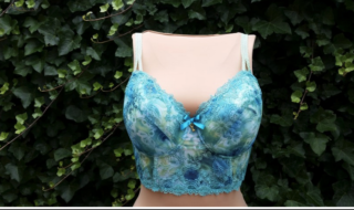 Turquouise bustier met ingebouwde push up